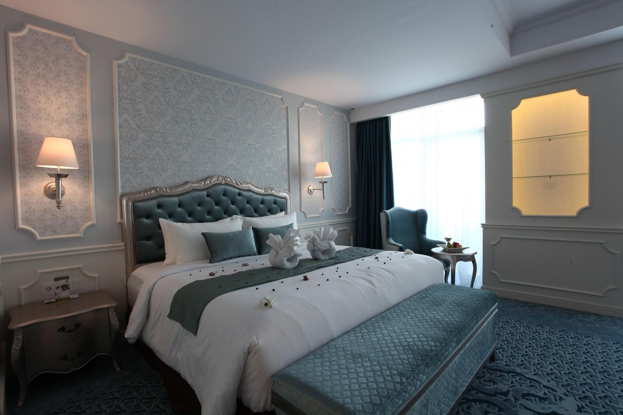 Grand Keisha Yogyakarta Hotel Kejayan Екстериор снимка